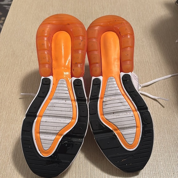 Nike air 270 VGUC size 9 - Picture 6 of 6